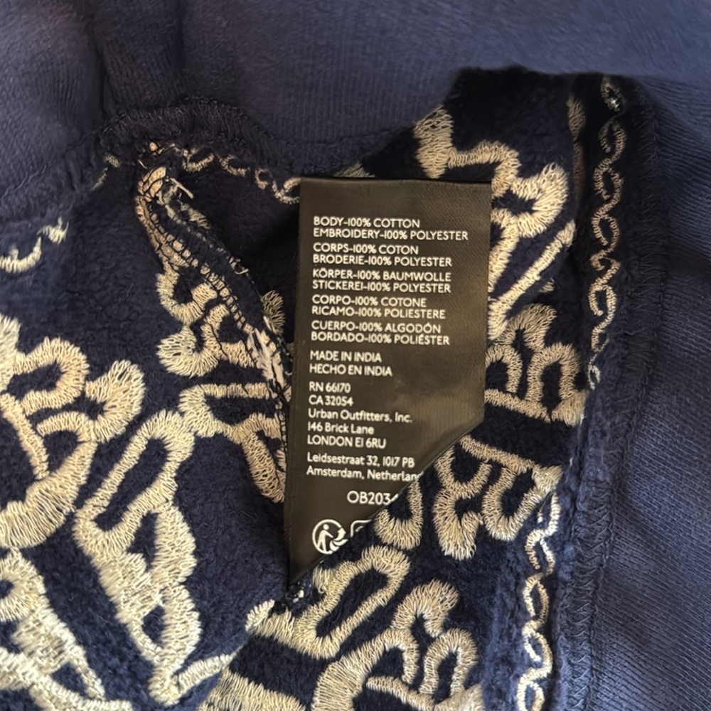 Anthropologie Long Sleeve Embroidered Top NWT Women’s Size Small - Picture 11 of 13